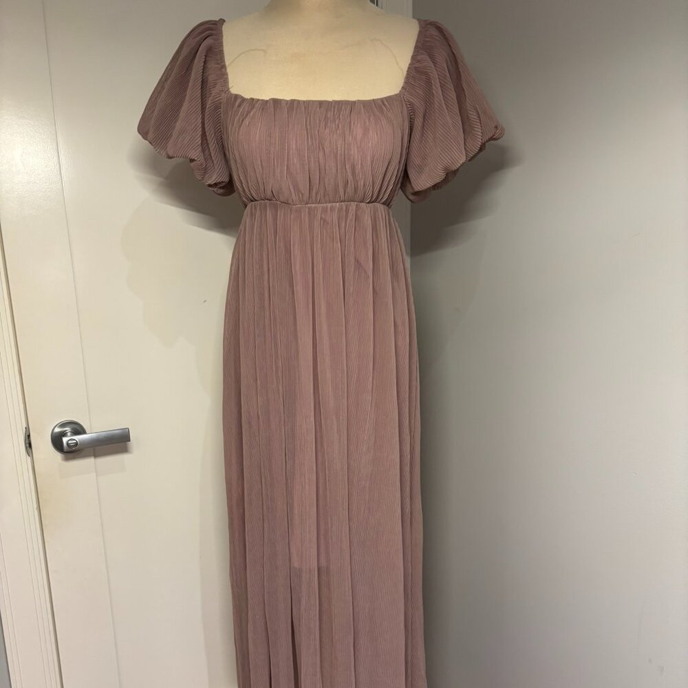 LISTICLE Blush Maxi Dress
